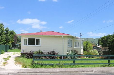 Photo of property in 2 Corinth Avenue, Te Kuiti, 3910