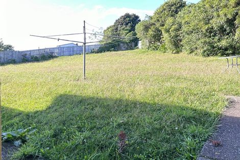 Photo of property in 9 Berkshire Grove, Cannons Creek, Porirua, 5024