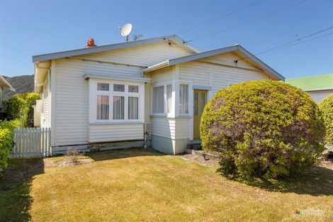Photo of property in 154 Randwick Road, Moera, Lower Hutt, 5010