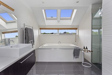 Photo of property in 20 Queens Avenue, Merivale, Christchurch, 8014