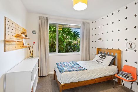 Photo of property in 16 Braco Place, Burnside, Christchurch, 8041