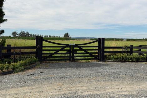 Photo of property in 80 Paddon Road, Branxholme, Invercargill, 9874