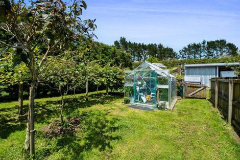 Photo of property in 325a Awai Road, Tarurutangi, New Plymouth, 4372