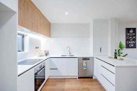 Photo of property in 2/60 Yeovil Road, Te Atatu Peninsula, Auckland, 0610