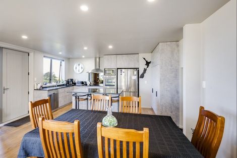 Photo of property in 268 Whirinaki Road, Eskdale, Napier, 4182