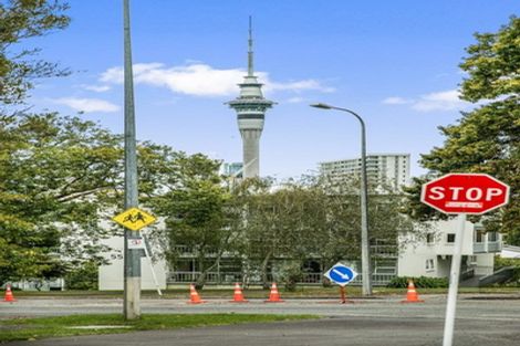 Photo of property in 61 Anglesea Street, Freemans Bay, Auckland, 1011