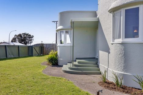 Photo of property in 11 Mcnaughton Street, Waitara, 4320