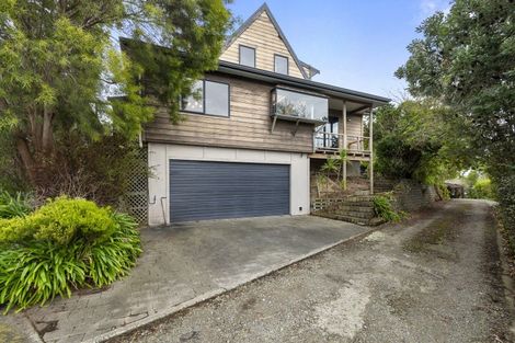 Photo of property in 20 Springdale Grove, Fitzherbert, Palmerston North, 4410