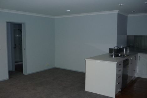 Photo of property in Santa Rosa, 3/340 Gulf Harbour Drive, Gulf Harbour, Whangaparaoa, 0930