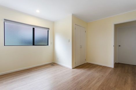 Photo of property in 1/19 Bond Crescent, Forrest Hill, Auckland, 0620