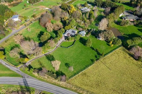 Photo of property in 2 Hillcrest Road, Ashhurst, Palmerston North, 4470