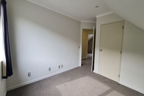 Photo of property in 30a Domanski Crescent, Owhiro Bay, Wellington, 6023