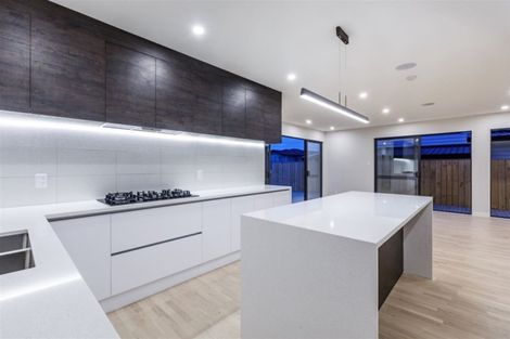 Photo of property in 6 Makura Road, Long Bay, Auckland, 0630