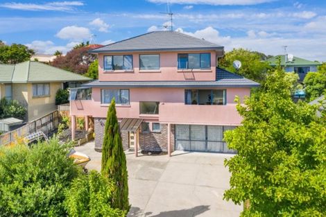 Photo of property in 43 Western Heights Drive, Western Heights, Hamilton, 3200