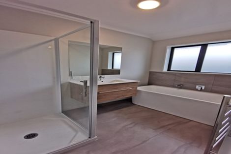 Photo of property in 32a Moore Street, Rolleston, 7614