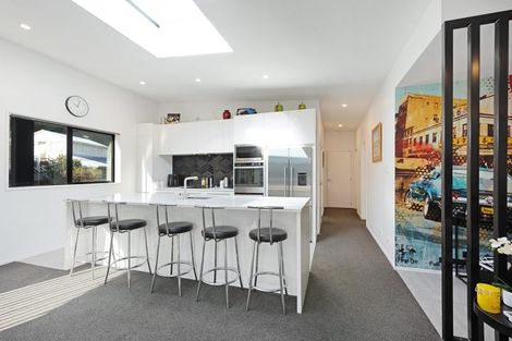 Photo of property in 340 Ohiro Road, Brooklyn, Wellington, 6021