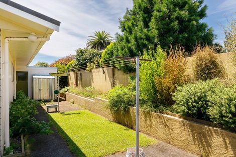 Photo of property in 27a Norwich Avenue, Spotswood, New Plymouth, 4310