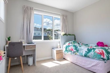 Photo of property in 14 Glide Lane, Whitby, Porirua, 5024