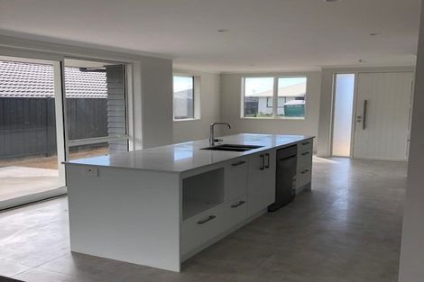 Photo of property in 29 Pioneer Crescent, Omokoroa, 3114