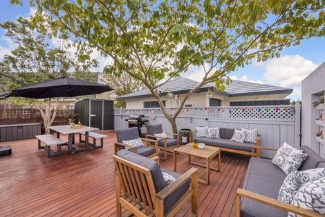 Photo of property in 5 Boulcott Street, Boulcott, Lower Hutt, 5010