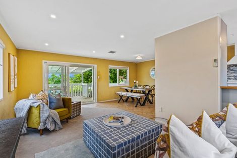 Photo of property in 1/32 Neil Avenue, Te Atatu Peninsula, Auckland, 0610