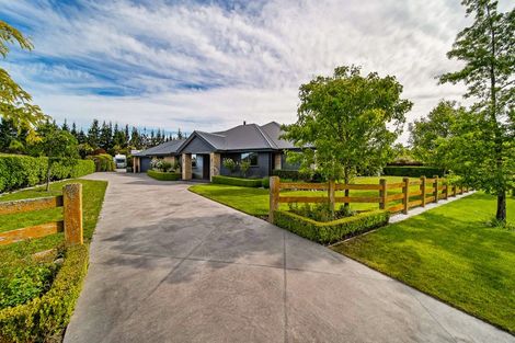 Photo of property in 12 Rossington Drive, West Melton, 7618