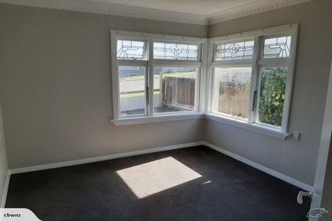 Photo of property in 118 Larnach Road, Vauxhall, Dunedin, 9013