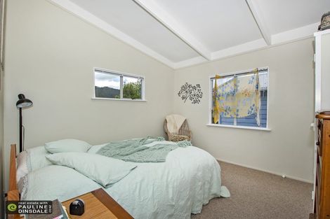 Photo of property in 76 George Street, Hikurangi, 0114
