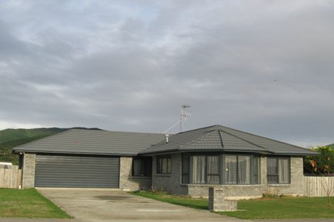 Photo of property in 108 Makarini Street, Paraparaumu, 5032