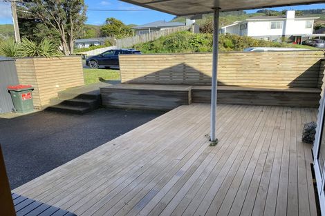 Photo of property in 17 Mascot Street, Tawa, Wellington, 5028