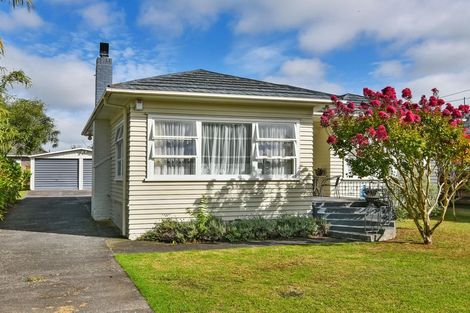 Photo of property in 218 St George Street, Papatoetoe, Auckland, 2025