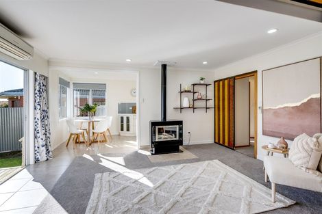 Photo of property in 8 Brown Street, Taradale, Napier, 4112