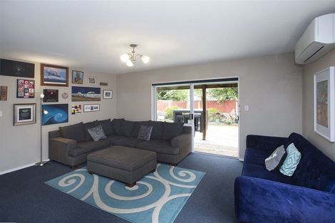 Photo of property in 87 Olliviers Road, Phillipstown, Christchurch, 8011