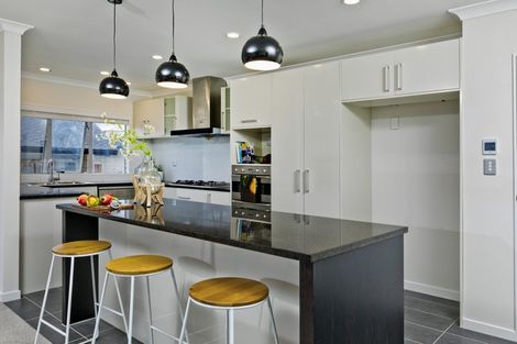 Photo of property in 15 Hornbill Drive, Fairview Heights, Auckland, 0632