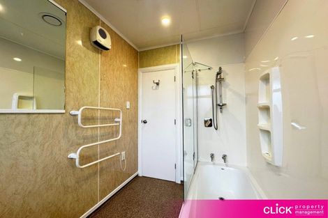 Photo of property in 31 Waldron Crescent, Green Island, Dunedin, 9018