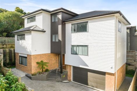 Photo of property in 33d Wairau Road, Forrest Hill, Auckland, 0627