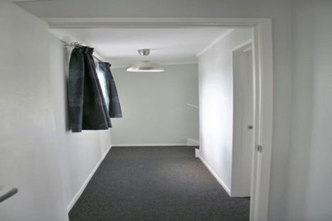 Photo of property in 16b Woodall Place, Totara Vale, Auckland, 0627