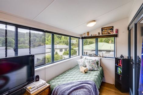 Photo of property in 12a Dolbel Street, Taradale, Napier, 4112
