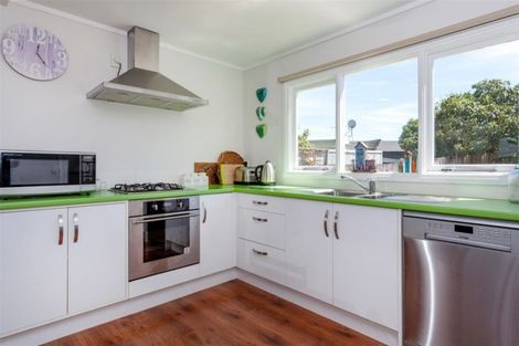 Photo of property in 17 Pipi Dune, Whitianga, 3510