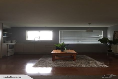 Photo of property in 15 Western View Court, Sunnyvale, Auckland, 0612