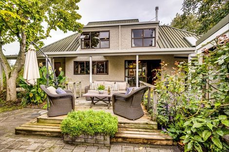 Photo of property in 115a Frederick Street, Mayfair, Hastings, 4122