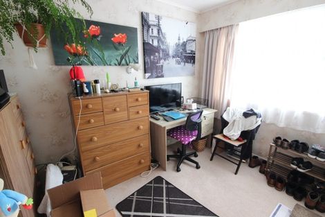 Photo of property in 20 Kimberley Grove, Westbrook, Palmerston North, 4412