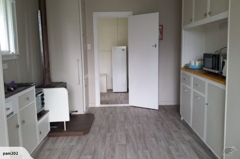 Photo of property in 8 Harewood Road, Oxford, 7430