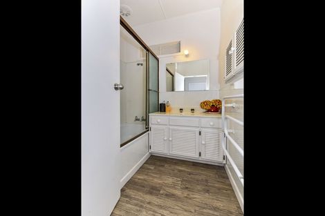 Photo of property in 218 St George Street, Papatoetoe, Auckland, 2025