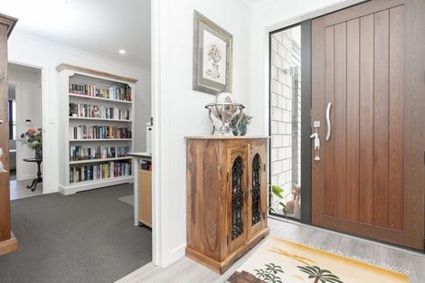 Photo of property in 6 Kentwood Place, Flagstaff, Hamilton, 3210