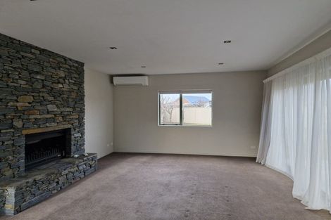 Photo of property in 24 Albert Drive, Clyde, 9330