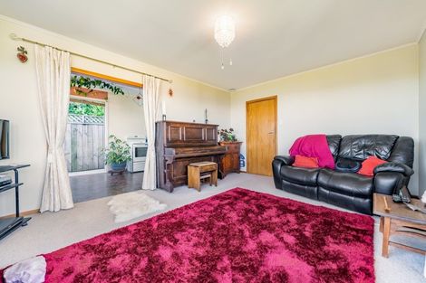 Photo of property in 26 Akatea Road, Korokoro, Lower Hutt, 5012