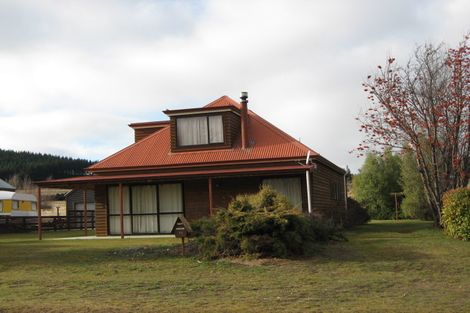 Photo of property in 10 Rata Street, Wanaka, 9305