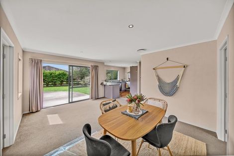 Photo of property in 131 Foster Road, Kumeu, 0891