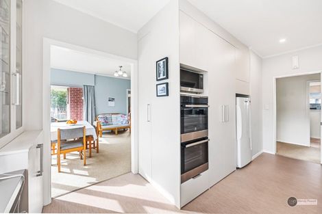 Photo of property in 18 Holyoake Crescent, Avalon, Lower Hutt, 5011